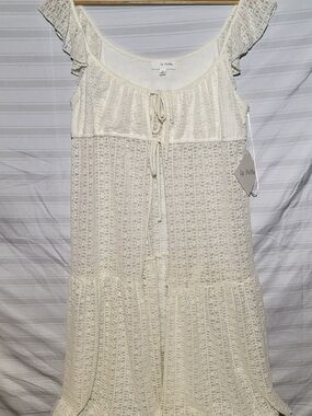 La Peche NWT Ivory Lace Maxi Dress